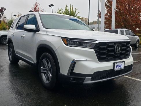 New 2025 Honda Pilot EX-L image 6