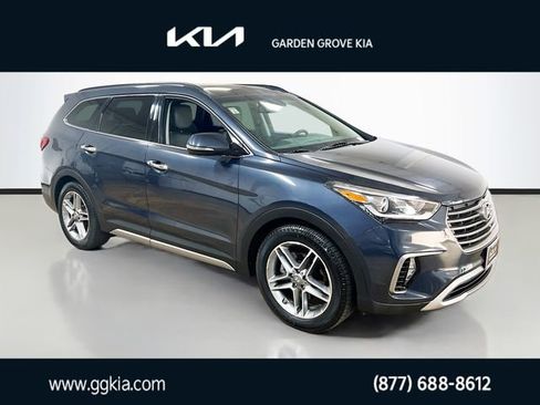 Used 2017 Hyundai Santa Fe Limited image 1