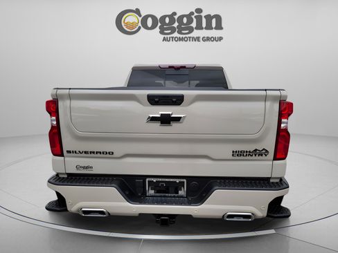 New 2026 Chevrolet Silverado 1500 High Country w/ High Country Premium Package image 3