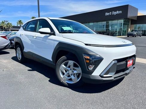 New 2026 Hyundai Kona SE FWD image 1