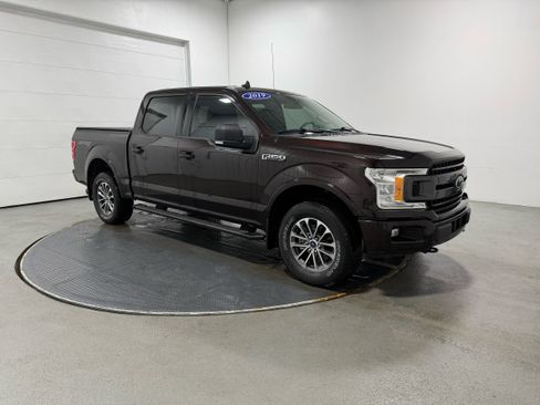 Used 2019 Ford F150 XLT w/ Equipment Group 302A Luxury image 2