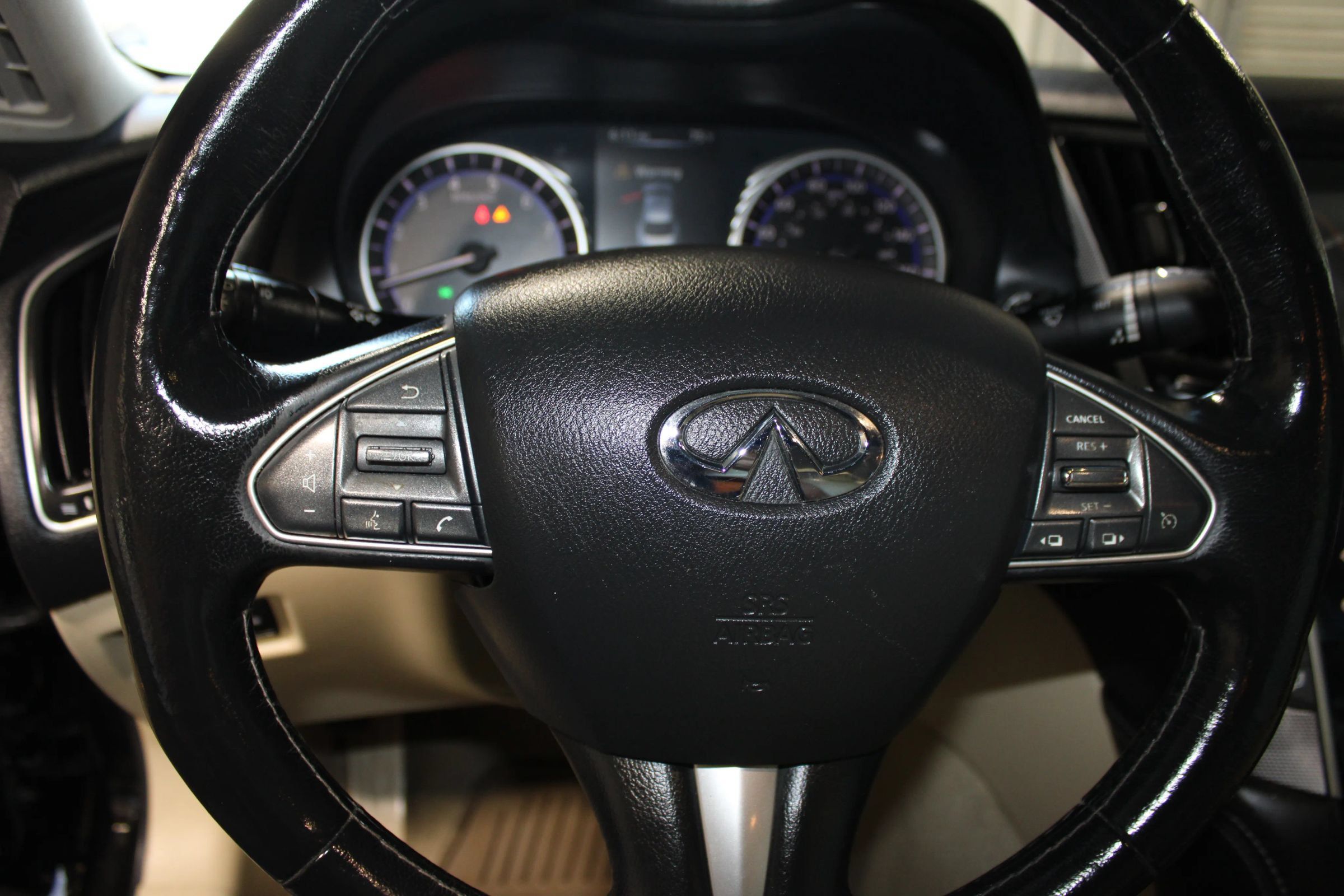 Used 2014 INFINITI Q50 Premium w/ Navigation Package AWD/4WD image 22