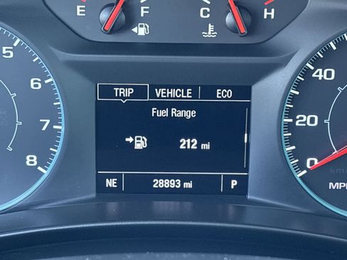 Used 2023 Chevrolet Equinox LS w/ Driver Confidence II Package image 17