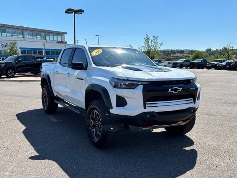 Certified 2024 Chevrolet Colorado ZR2 w/ Technology Package AWD/4WD image 8