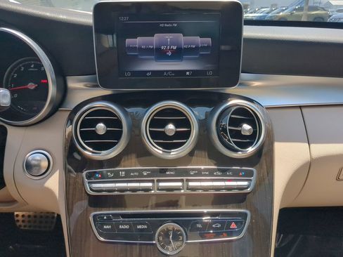 Used 2017 Mercedes-Benz C 300 4MATIC Sedan image 21