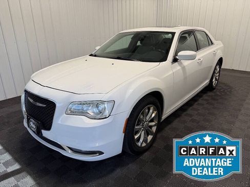 Used 2015 Chrysler 300 Limited w/ Driver Convenience Group AWD/4WD image 1