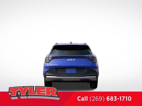 New 2026 Kia Sportage EX FWD image 5