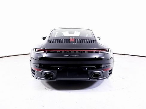 Certified 2024 Porsche 911 Carrera image 31