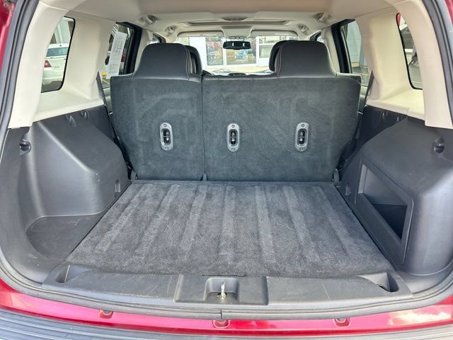 Used 2017 Jeep Patriot High Altitude AWD/4WD image 11