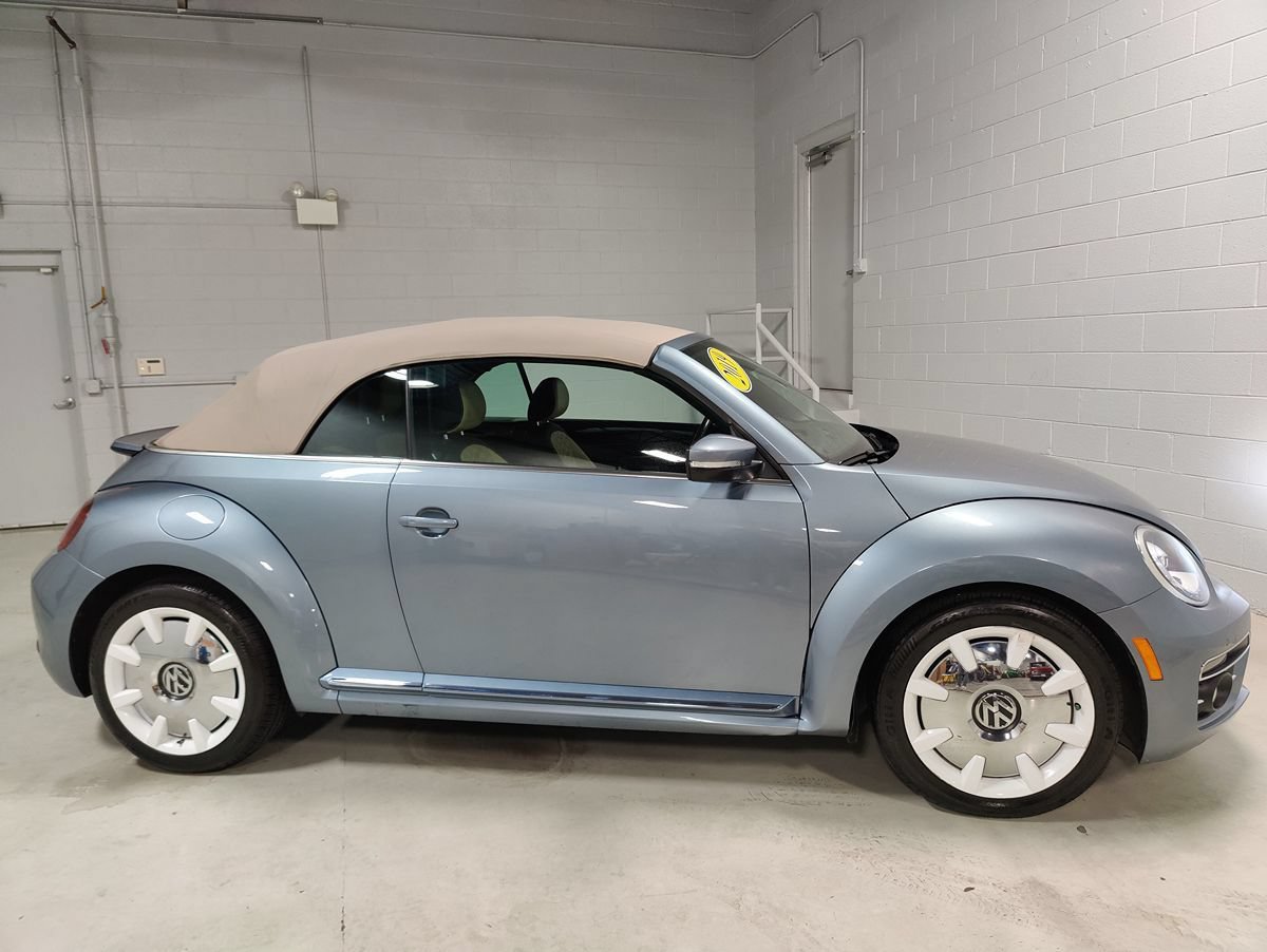 Used 2019 Volkswagen Beetle 2.0T Final Edition SEL FWD image 5