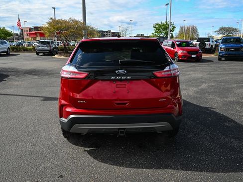 Used 2024 Ford Edge SEL w/ Convenience Package AWD/4WD image 5