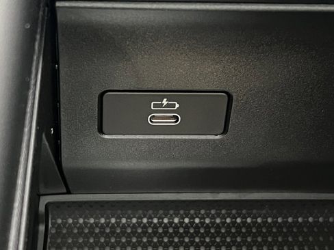 New 2026 BMW X5 xDrive50e w/ M Sport Package image 31