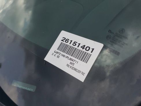 Used 2023 Acura RDX w/ Technology Package FWD image 5