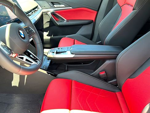 New 2026 BMW X2 M35i w/ Technology Package AWD/4WD image 10