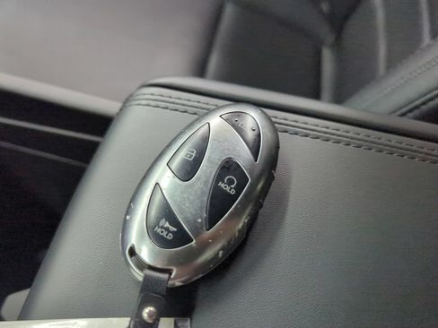 Used 2024 Hyundai Santa Fe Calligraphy AWD/4WD image 17