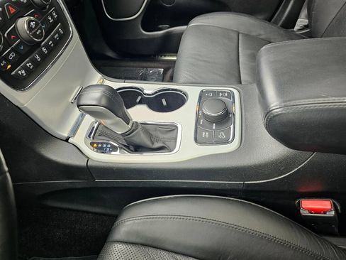 Used 2018 Jeep Grand Cherokee Summit AWD/4WD image 29