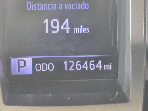 Used 2016 Toyota Tacoma SR5 RWD image 14