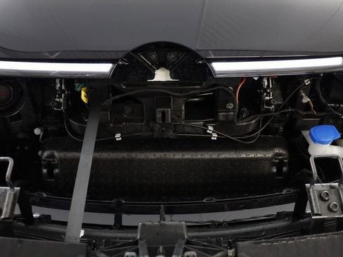 New 2025 Volkswagen ID. Buzz Pro S image 29