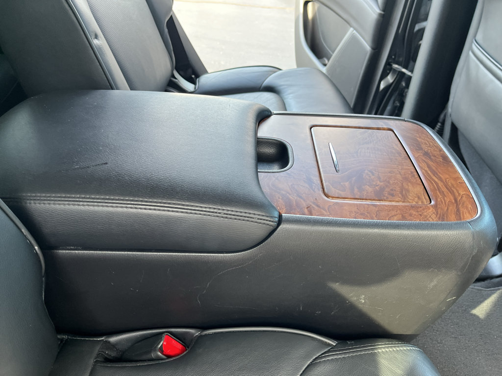 Used 2024 Nissan Armada SL w/ Captain's Chairs Package AWD/4WD image 48