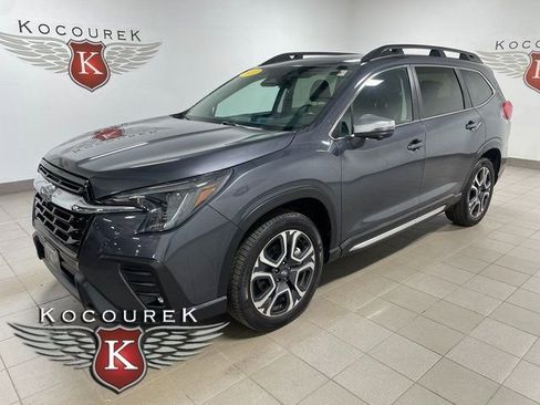Used 2023 Subaru Ascent Limited w/ Technology Package AWD/4WD image 3
