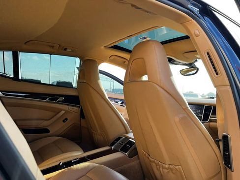 Used 2013 Porsche Panamera 4 Platinum Edition AWD/4WD image 21