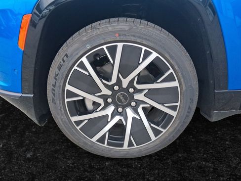 New 2025 Jeep Wagoneer S Limited image 15