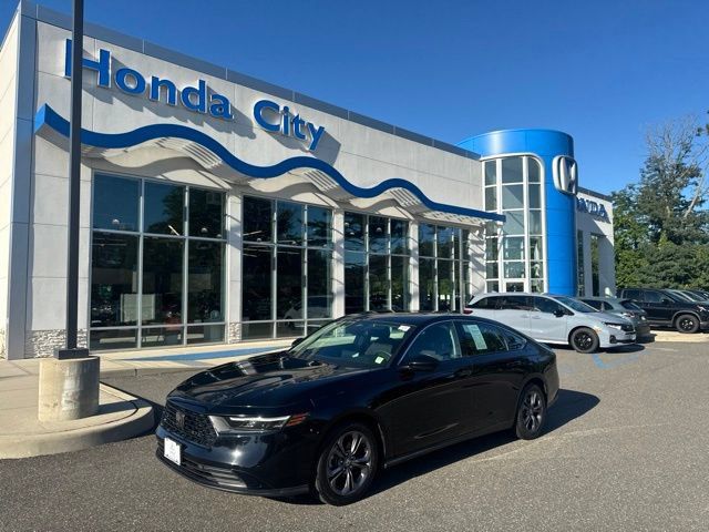 Certified 2023 Honda Accord EX image 2