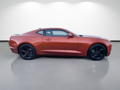 Used 2023 Chevrolet Camaro LT w/ Technology Package image 6