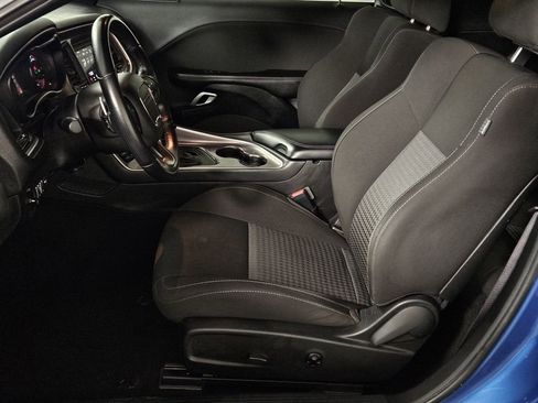 Used 2021 Dodge Challenger R/T w/ Blacktop Package image 20