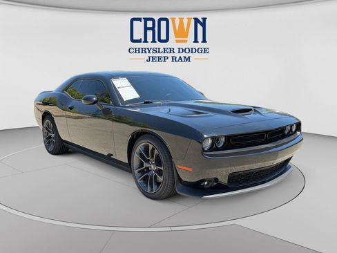 Used 2022 Dodge Challenger R/T Scat Pack w/ Plus Package RWD image 1
