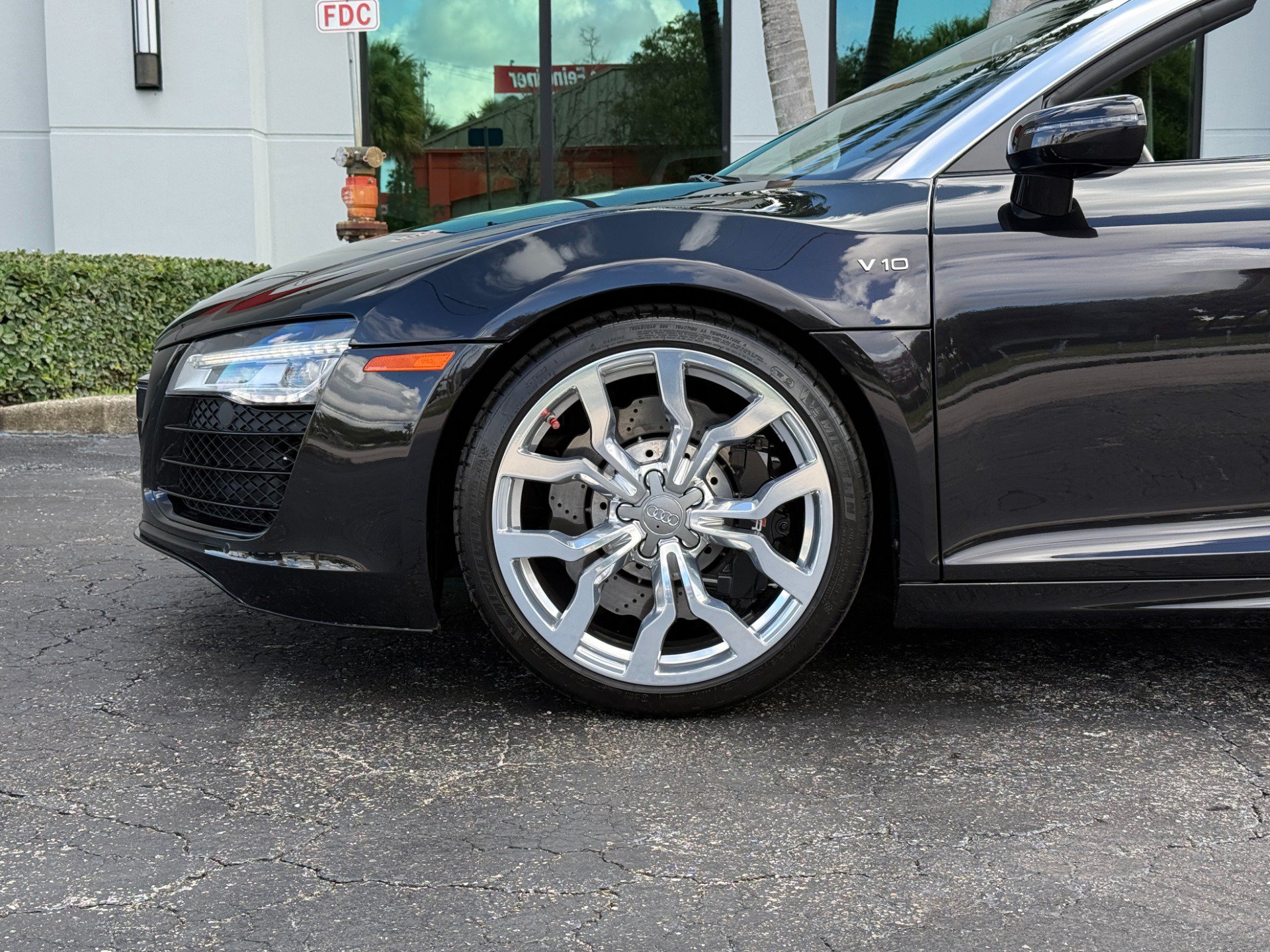 Used 2015 Audi R8 V10 AWD/4WD image 5