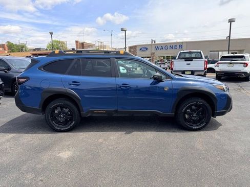 Used 2022 Subaru Outback Wilderness AWD/4WD image 2