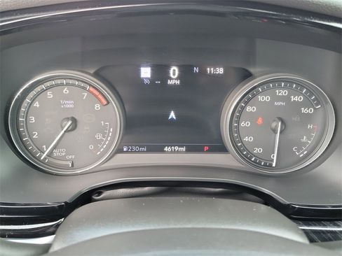 Used 2025 Cadillac XT6 Premium Luxury w/ Technology Package image 12