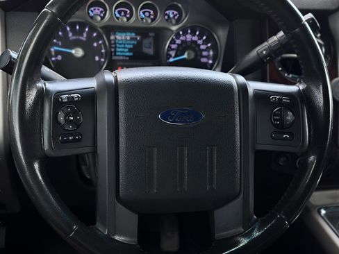 Used 2015 Ford F250 Lariat w/ Lariat Interior Package AWD/4WD image 17
