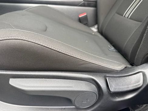 Used 2024 Hyundai Elantra SEL FWD image 16