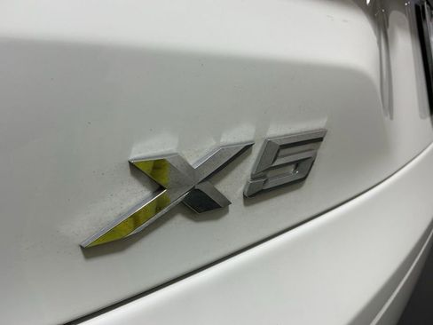 Certified 2025 BMW X5 sDrive40i w/ Premium Package image 32