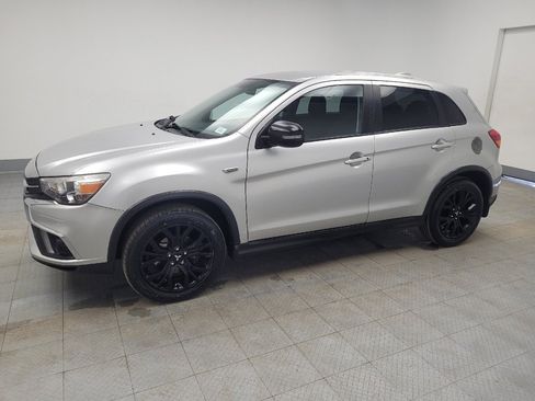 Used 2018 Mitsubishi Outlander Sport ES image 2
