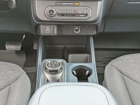 New 2025 Ford Maverick XL w/ Equipment Group 102A image 21