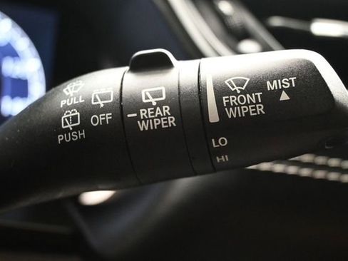 Used 2022 Jeep Grand Cherokee L Limited RWD image 24