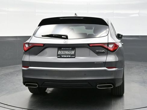 Used 2023 Acura MDX SH-AWD w/ Technology Package image 6