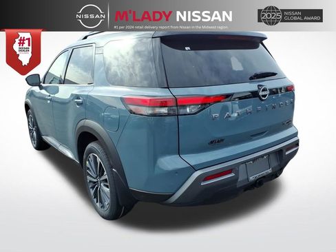New 2026 Nissan Pathfinder Platinum image 5