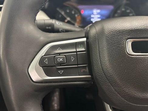 Used 2025 Jeep Compass Limited AWD/4WD image 24