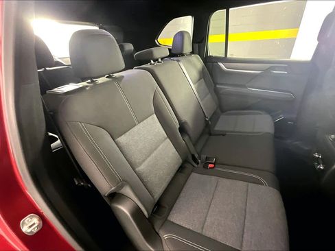 Used 2025 GMC Acadia Elevation w/ LPO, Floor Liner Package image 37