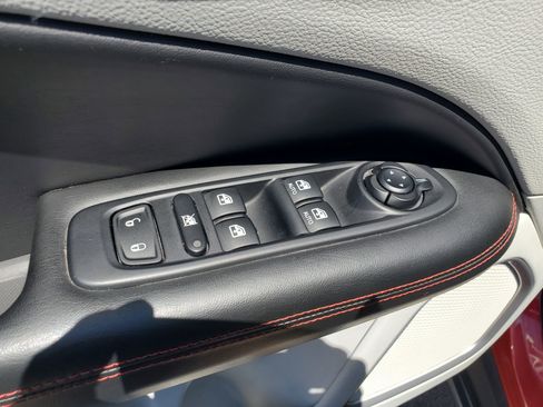 Used 2017 Jeep Compass Limited image 19