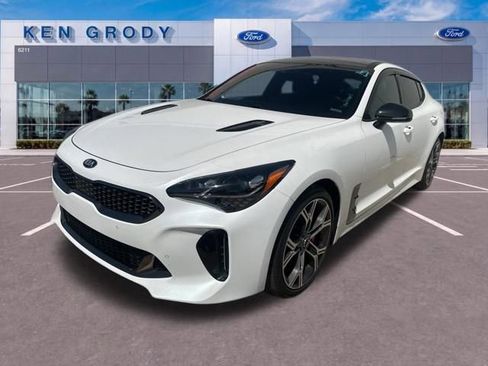 Used 2021 Kia Stinger GT1 AWD/4WD image 4