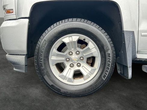Used 2016 Chevrolet Silverado 1500 LT w/ All Star Edition AWD/4WD image 5