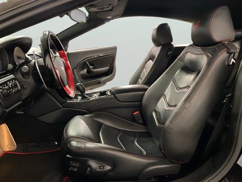 Used 2012 Maserati GranTurismo Sport RWD image 34