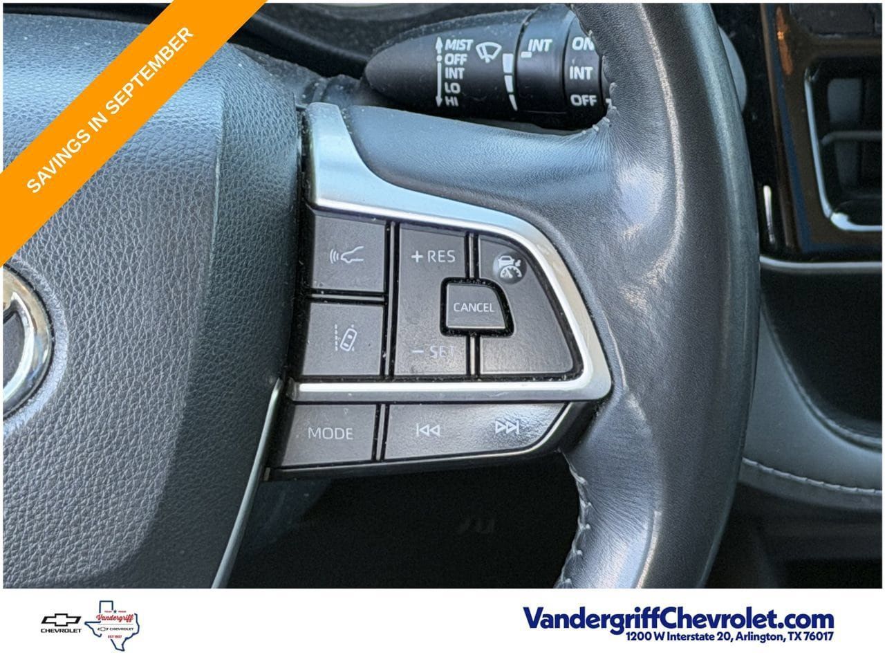 Used 2022 Toyota Highlander LE FWD image 14