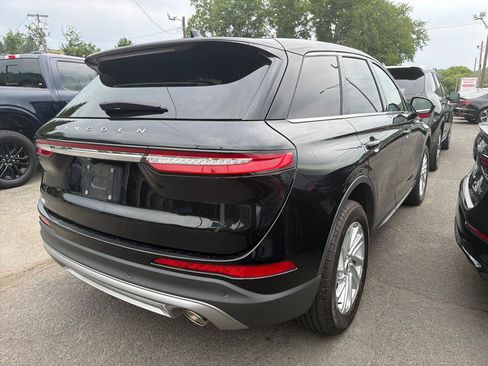 Used 2024 Lincoln Corsair AWD image 6