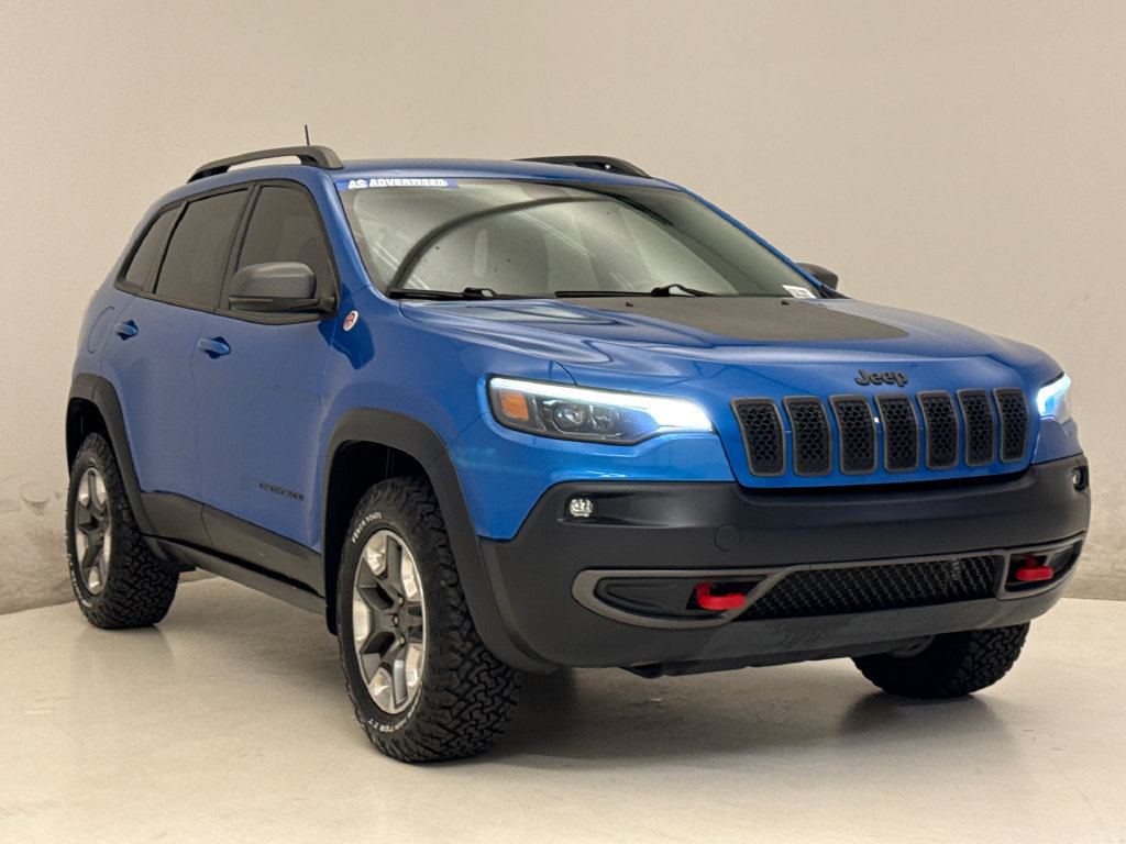 Used 2020 Jeep Grand Cherokee Altitude AWD/4WD image 4